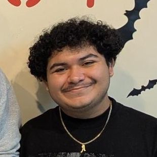 Headshot of Alex Lopez Headshot