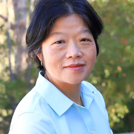 Headshot of Feng, Joy Yang Headshot