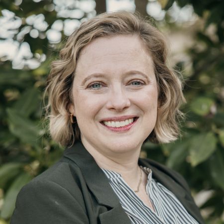 Headshot of Mary Lauren Neel Headshot