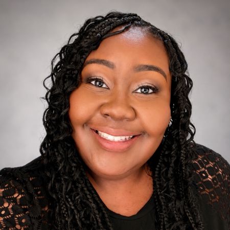 Headshot of Phenique Parker Headshot