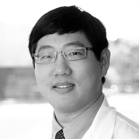 Headshot of Daniel S. Hsia, MD Headshot